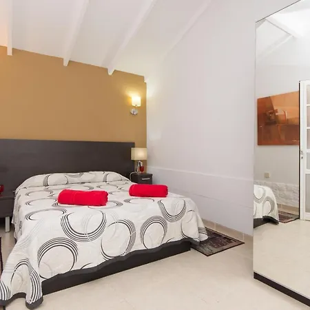 Carlo Costa Adeje (Tenerife)